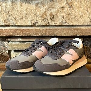 New Balance 237 Grey and Light Purple Suede and Nylon Running Shoes